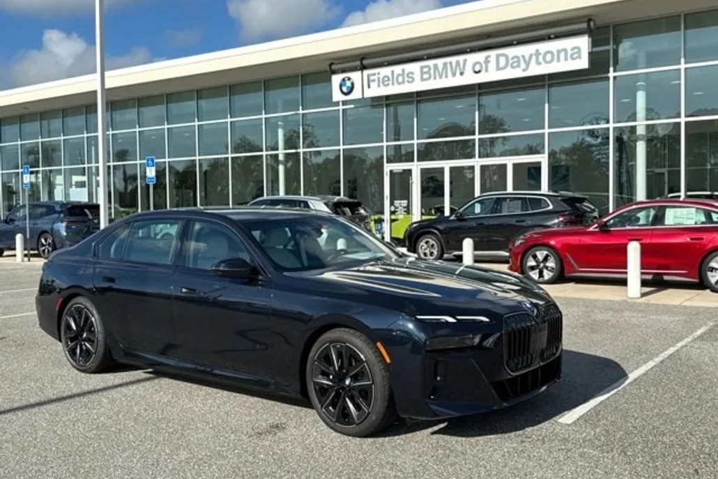 2025 Bmw 750e 750e xDrive photo 1