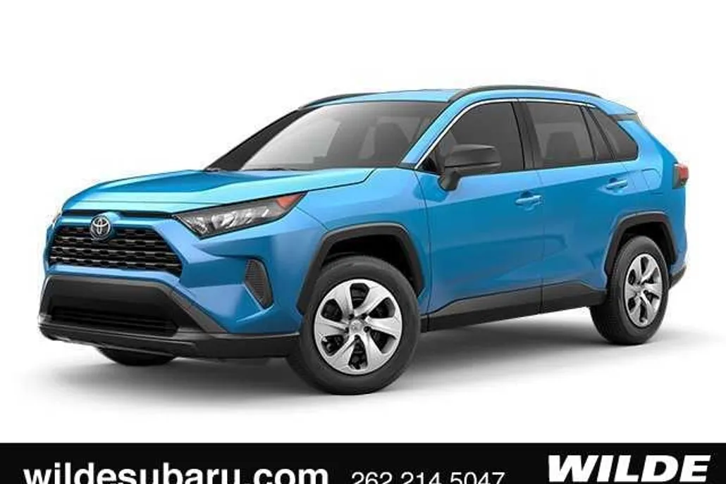 2019 Toyota RAV4 LE photo 1