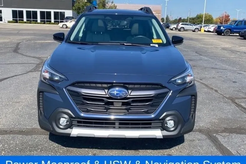 2023 Subaru Outback Limited photo 1