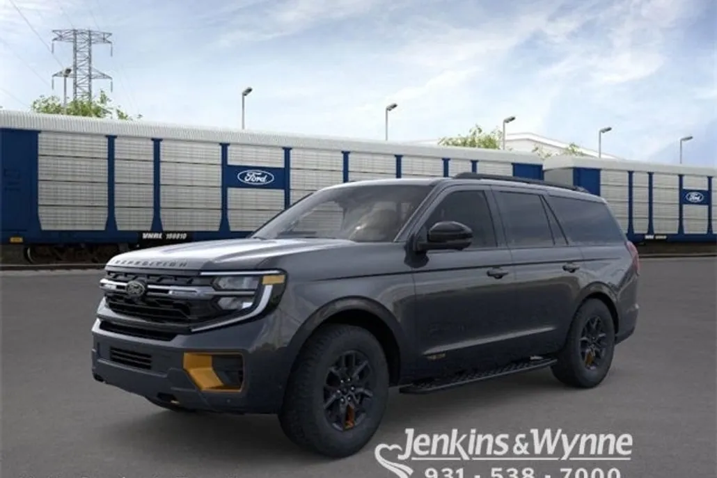 2025 Ford Expedition photo 1