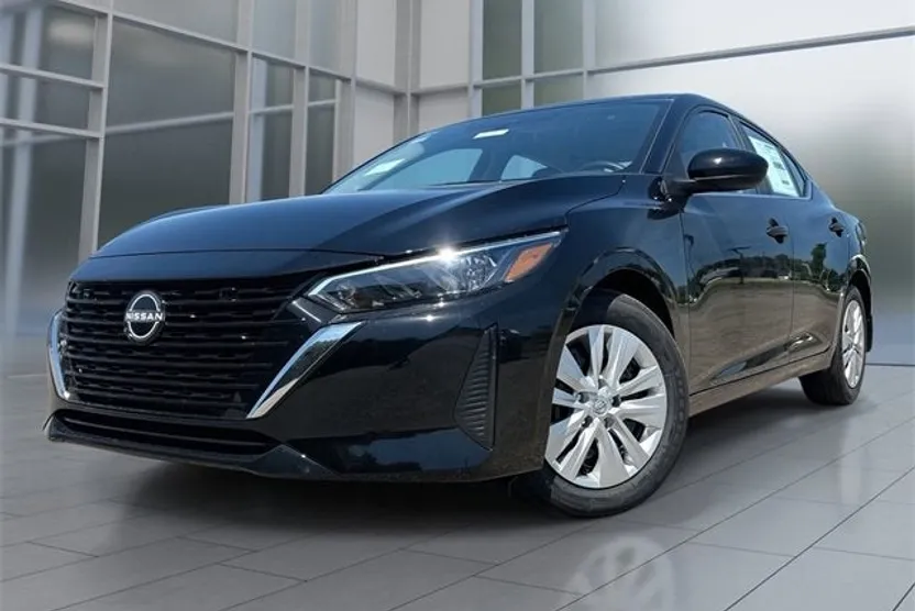 2025 Nissan Sentra S photo 1