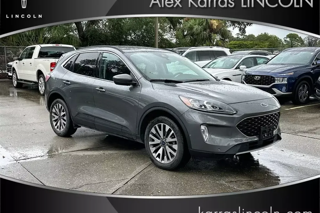 2021 Ford Escape Titanium photo 1
