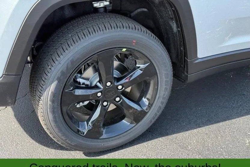 2025 Jeep Grand Cherokee Altitude X photo 1