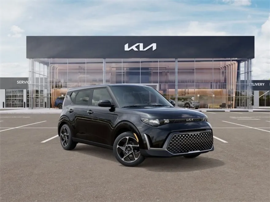 2025 Kia Soul EX photo 1