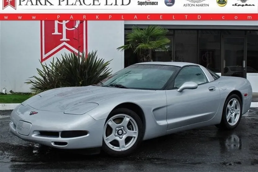 1999 Chevrolet Corvette photo 1
