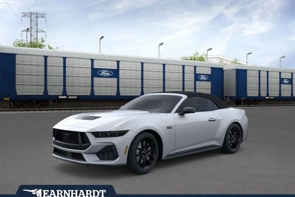2025 Ford Mustang GT Premium photo 1