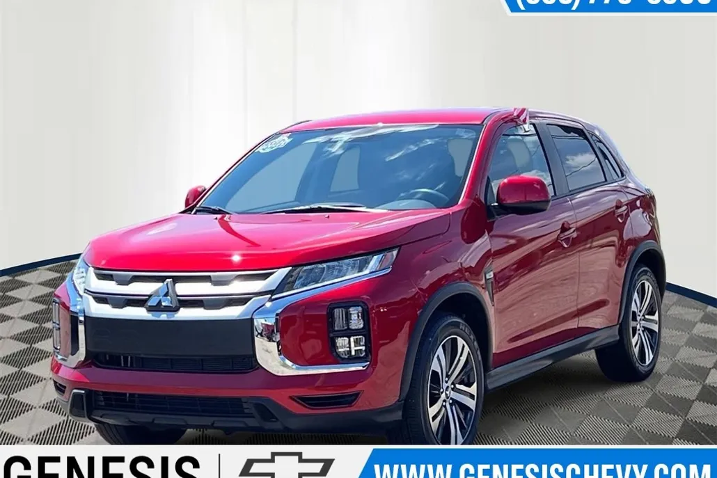 2025 Mitsubishi Outlander S photo 1