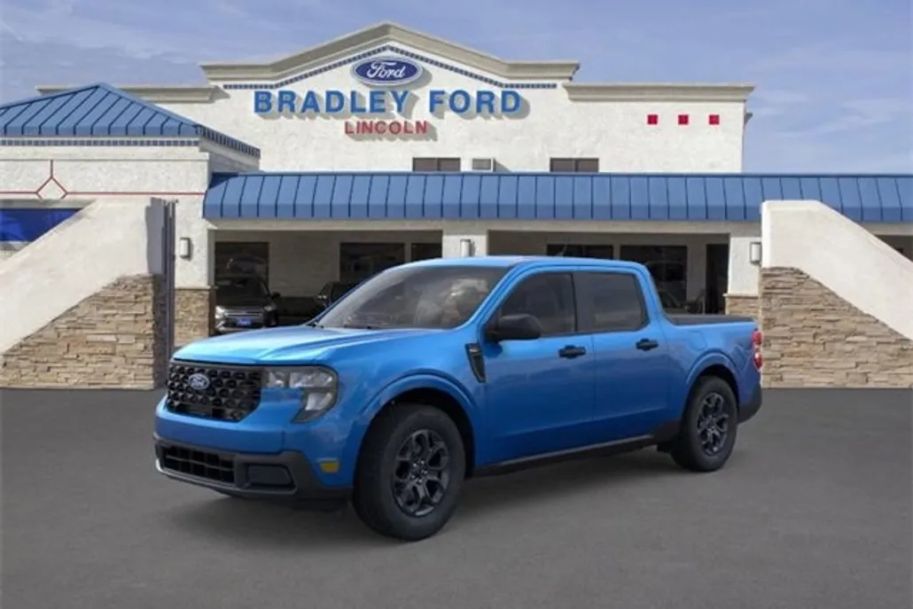 2025 Ford Maverick XLT photo 1
