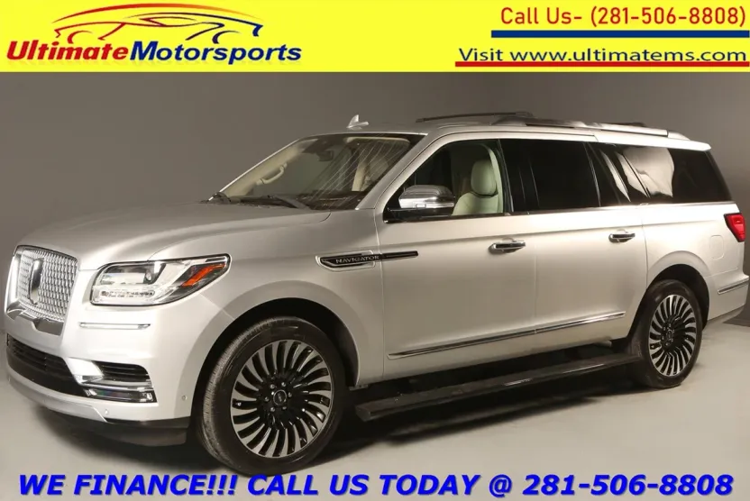 2018 Lincoln Navigator Black Label photo 1