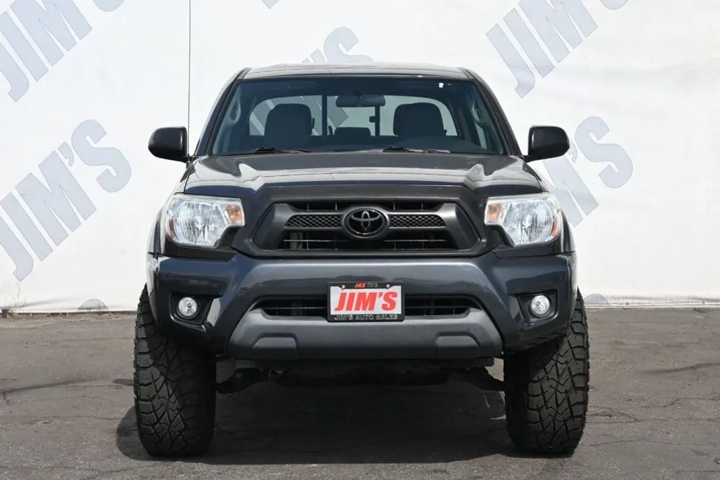 2015 Toyota Tacoma Double Cab V6 PreRunner SR5 photo 1