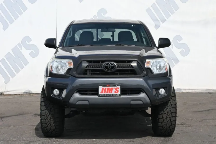 2015 Toyota Tacoma Double Cab V6 PreRunner SR5 photo 1