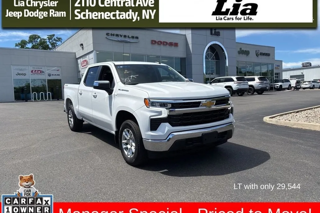 2022 Chevrolet Silverado 1500 LT photo 1