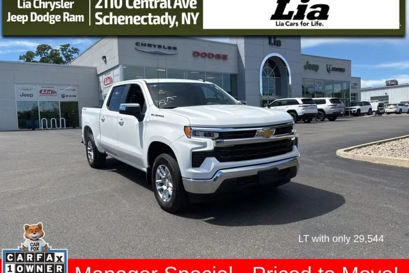 2022 Chevrolet Silverado 1500 LT photo 1
