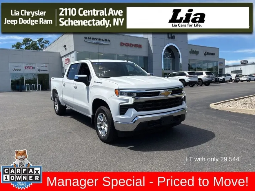2022 Chevrolet Silverado 1500 LT photo 1