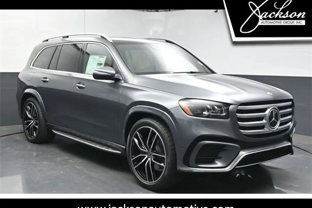 2025 Mercedes Benz GLS 450 4MATIC photo 1