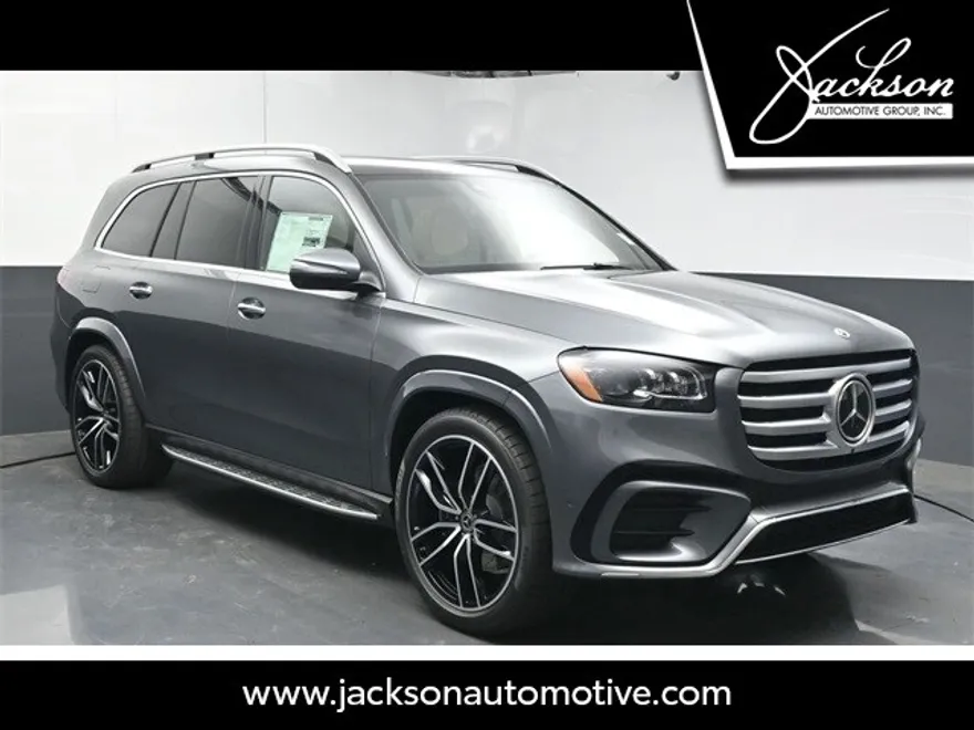 2025 Mercedes Benz GLS 450 4MATIC photo 1
