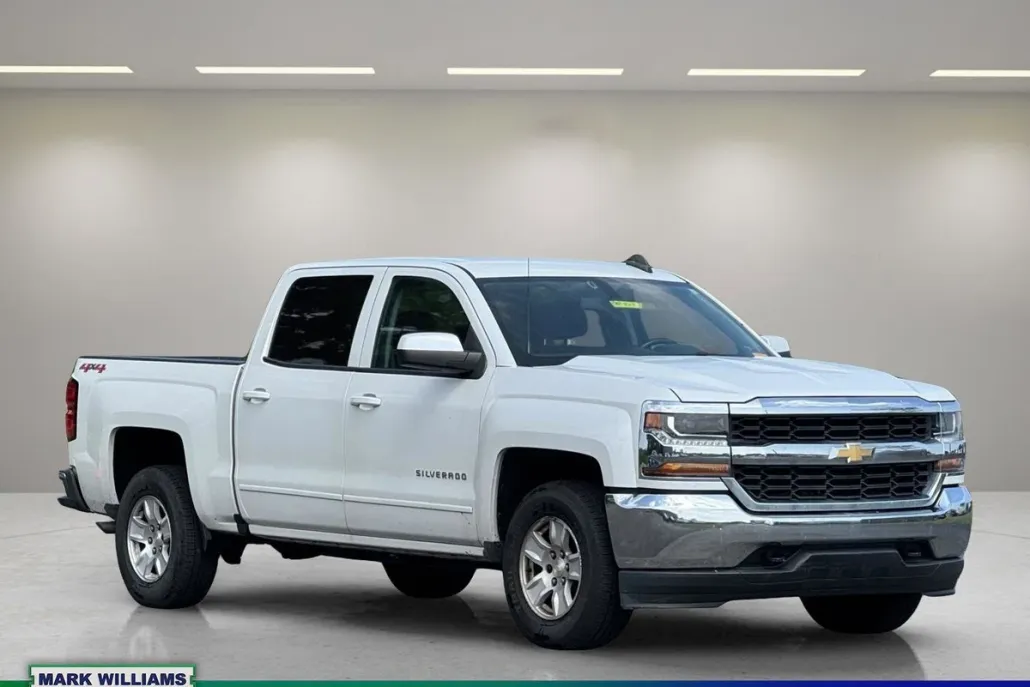 2016 Chevrolet Silverado 1500 LT1 photo 1