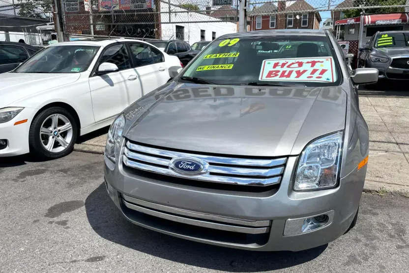 2009 Ford Fusion SEL photo 1