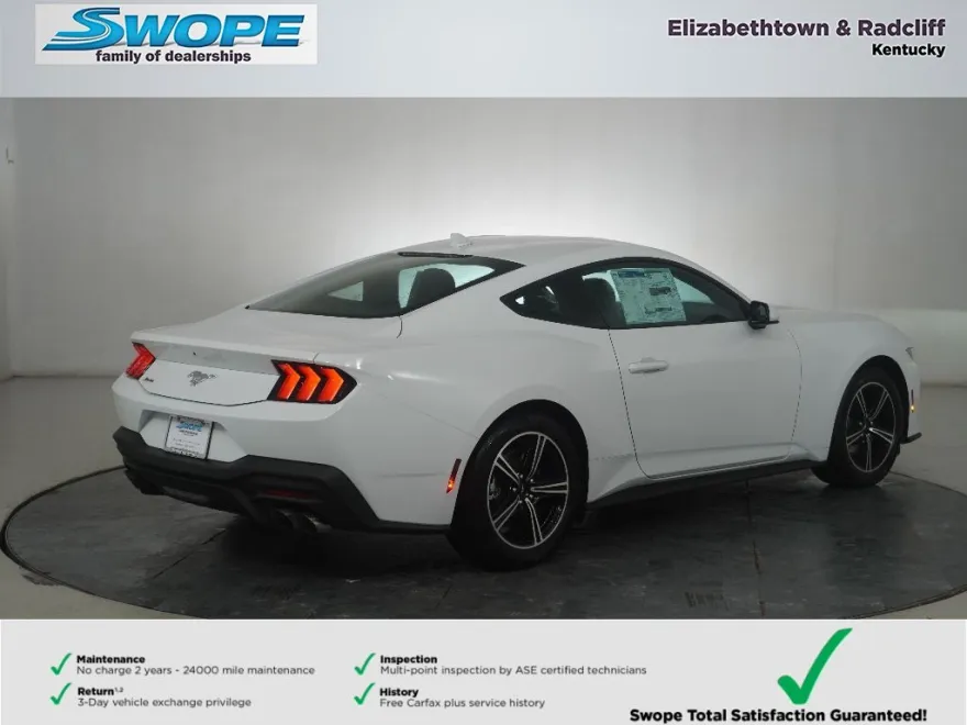 2025 Ford Mustang EcoBoost photo 1