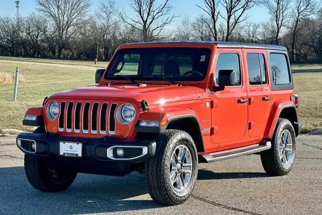 2018 Jeep Wrangler Unlimited Sahara photo 1