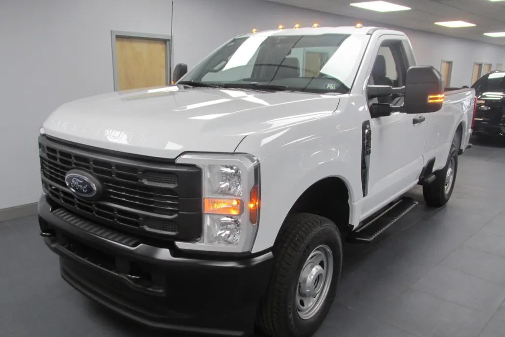 2025 Ford F-250 XL photo 1