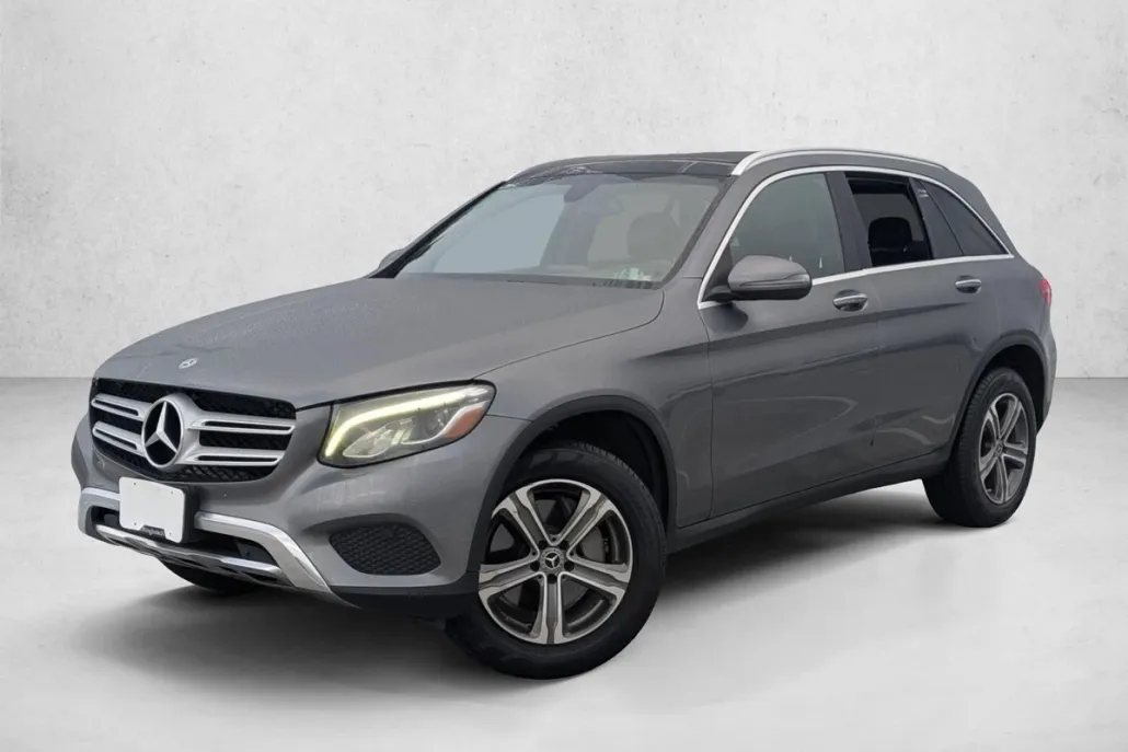 2019 Mercedes Benz GLC 300 photo 1