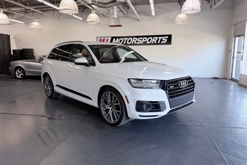 2019 Audi Q7 Prestige 55 photo 1
