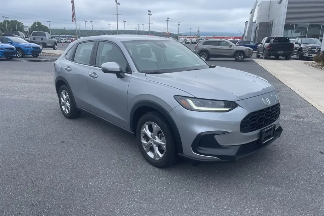 2023 Honda HR-V LX photo 1
