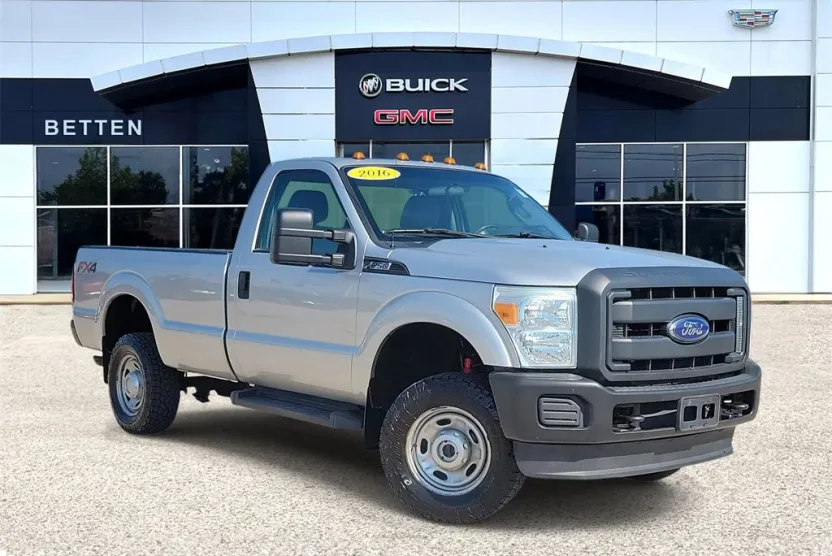 2016 Ford F-250 XLT photo 1