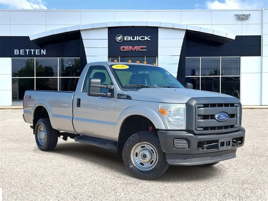2016 Ford F-250 XLT photo 1
