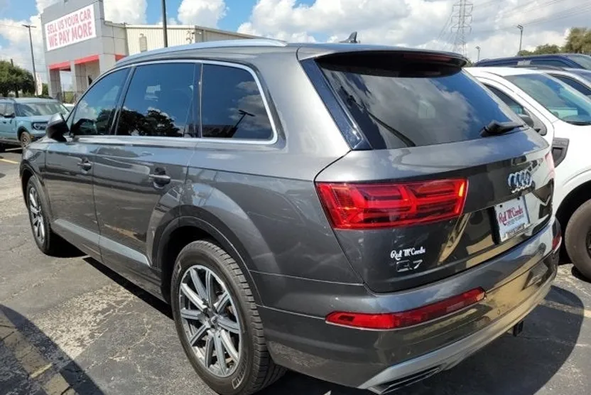 2018 Audi Q7 Premium Plus photo 1