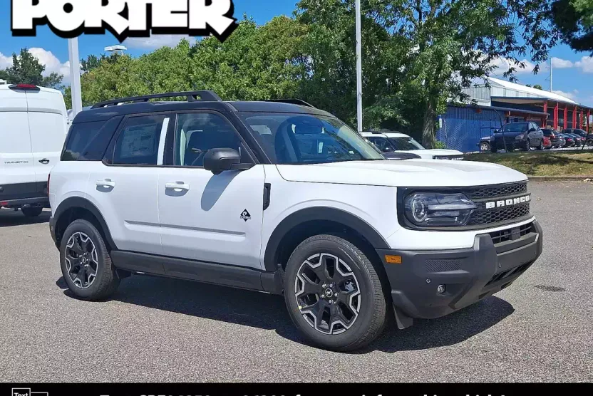 2025 Ford Bronco Sport Outer Banks photo 1
