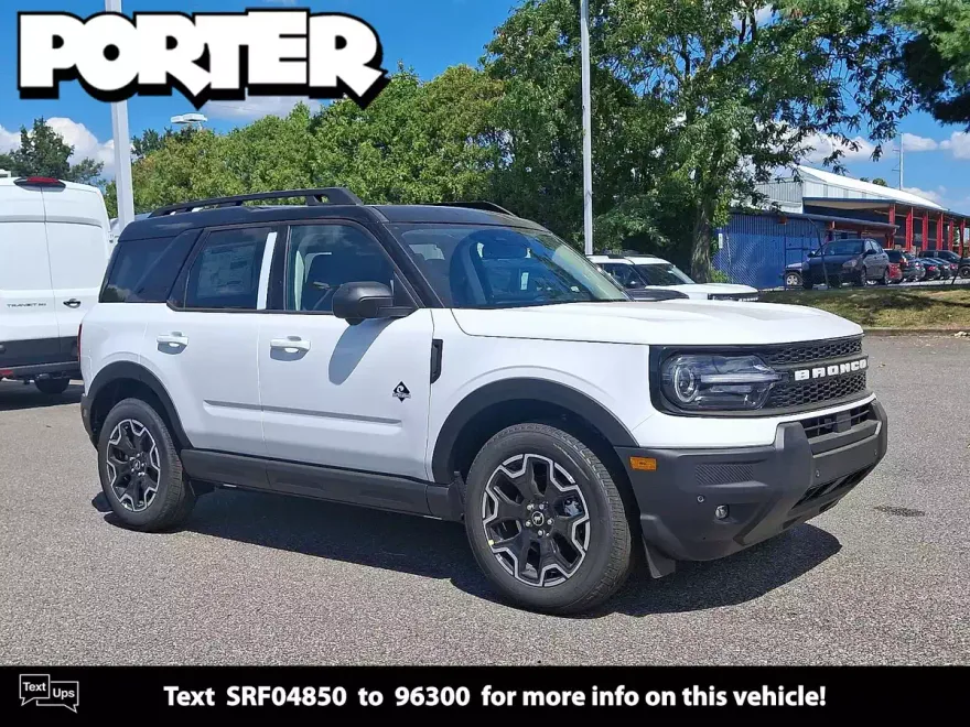 2025 Ford Bronco Sport Outer Banks photo 1