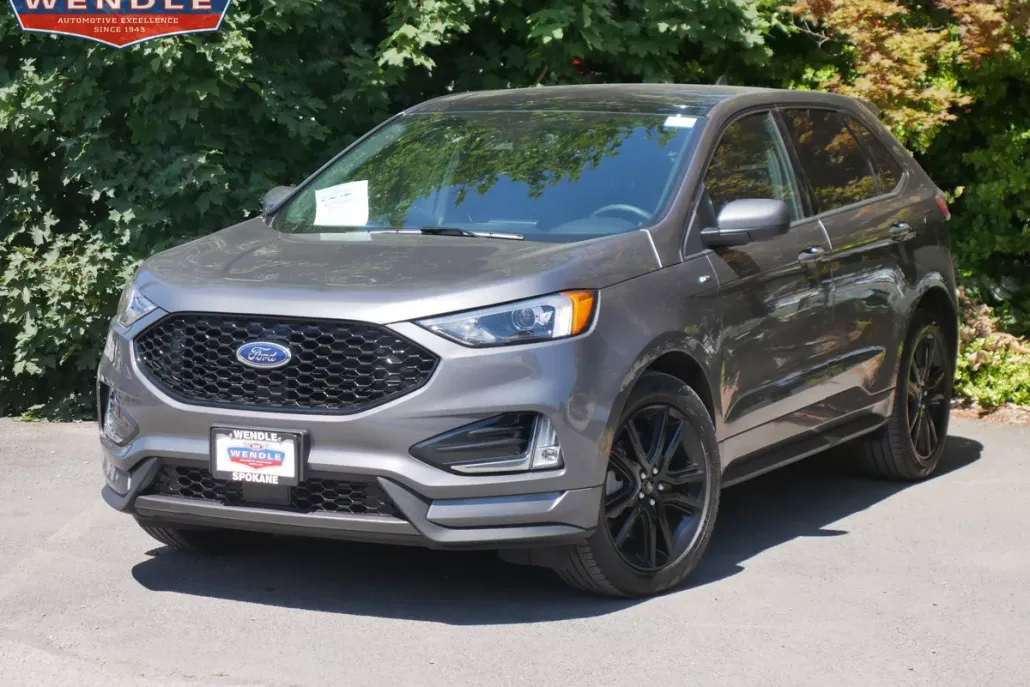 2024 Ford Edge ST-Line photo 1