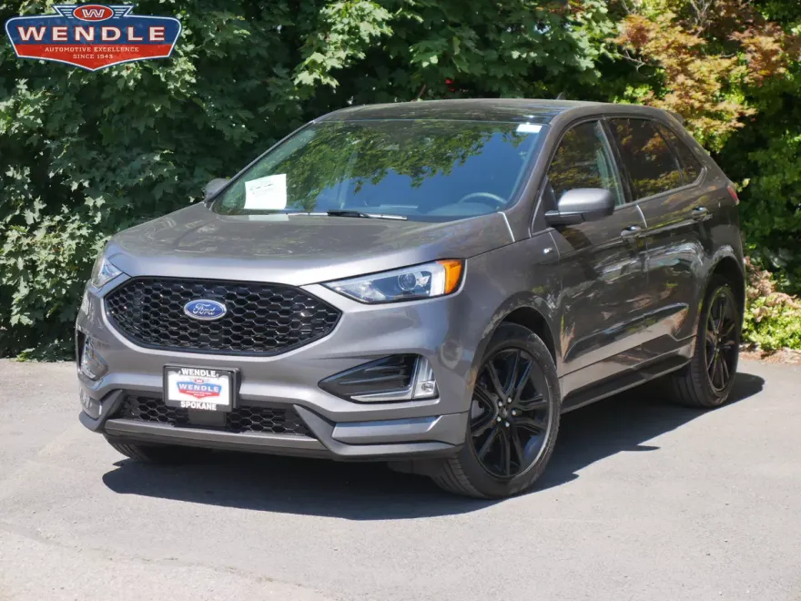 2024 Ford Edge ST-Line photo 1