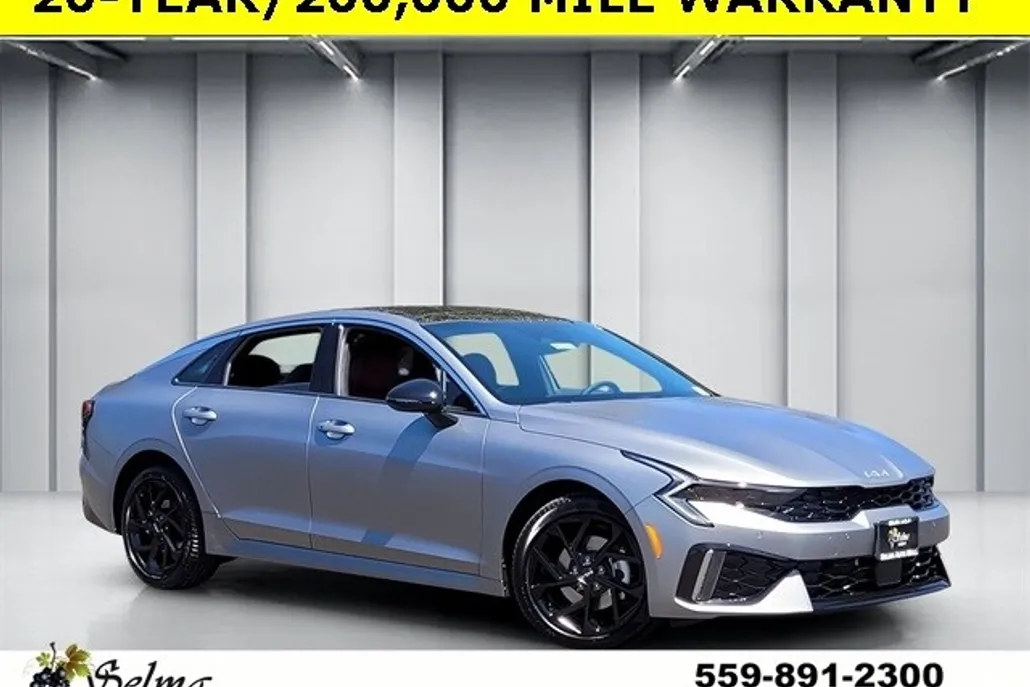 2026 Kia K5 GT-Line photo 1