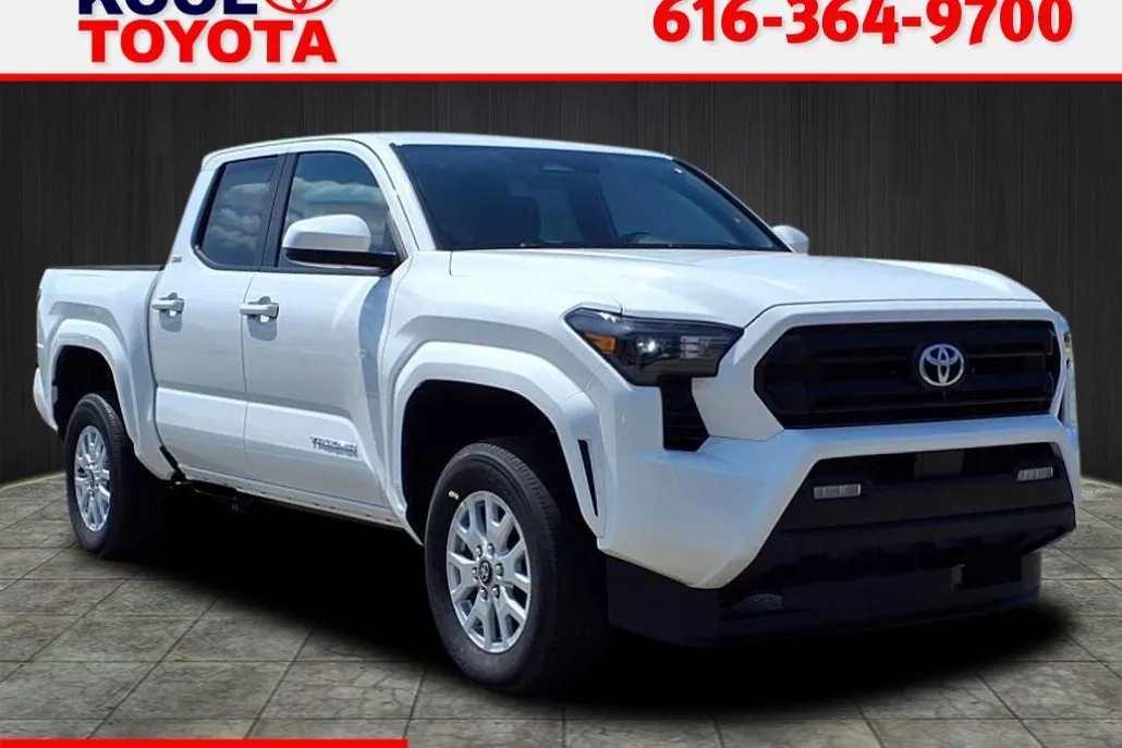 2025 Toyota Tacoma SR5 Double Cab photo 1