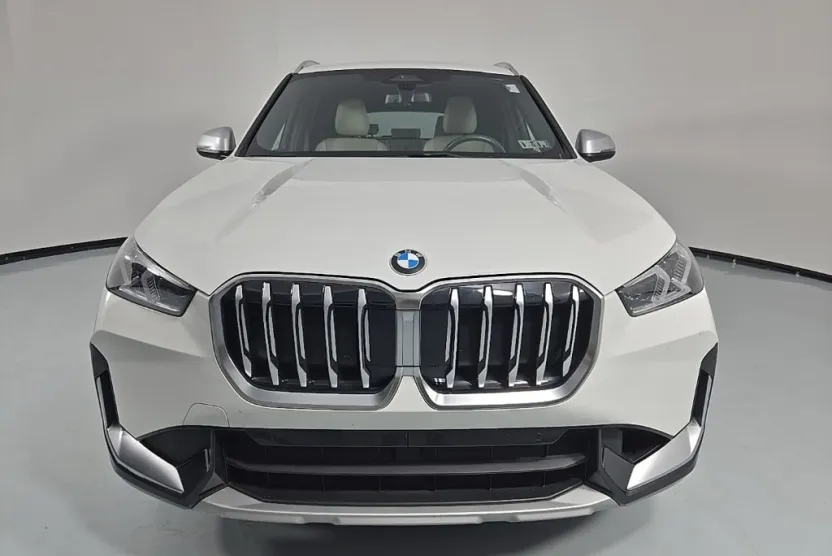 2023 Bmw X1 XDrive28i photo 1