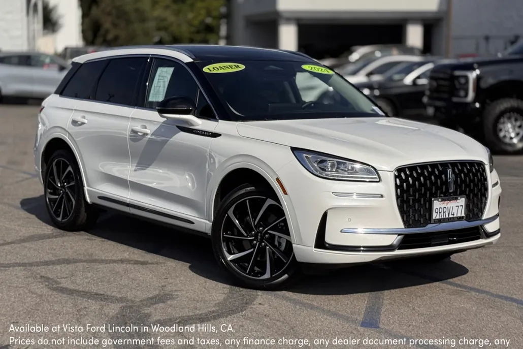 2024 Lincoln Corsair Grand Touring photo 1