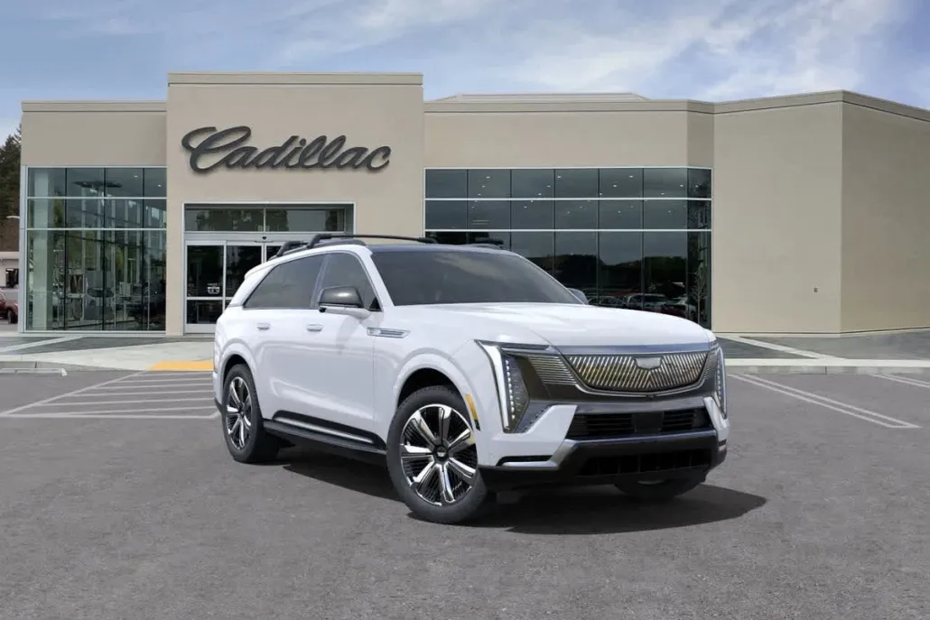 2025 Cadillac Escalade IQ photo 1