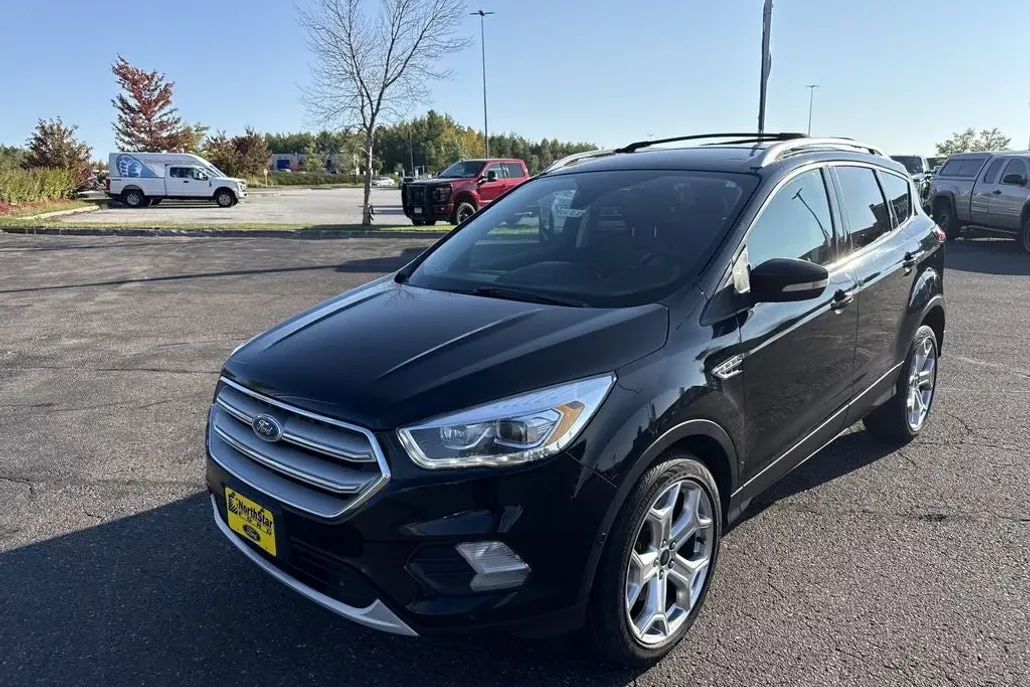 2019 Ford Escape Titanium photo 1