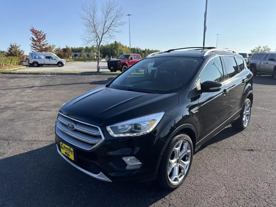 2019 Ford Escape Titanium photo 1