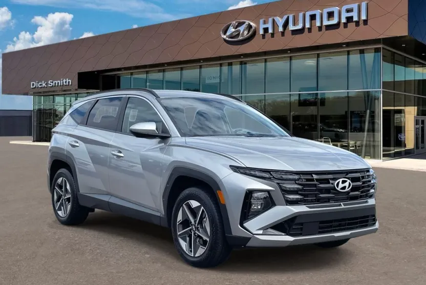 2025 Hyundai Tucson SEL photo 1