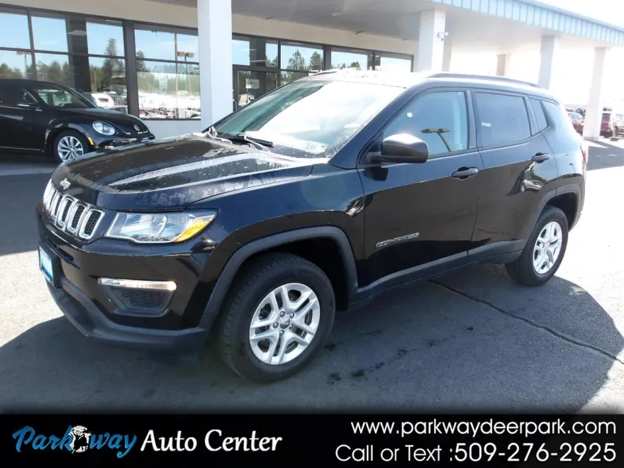 2018 Jeep Compass Sport photo 1