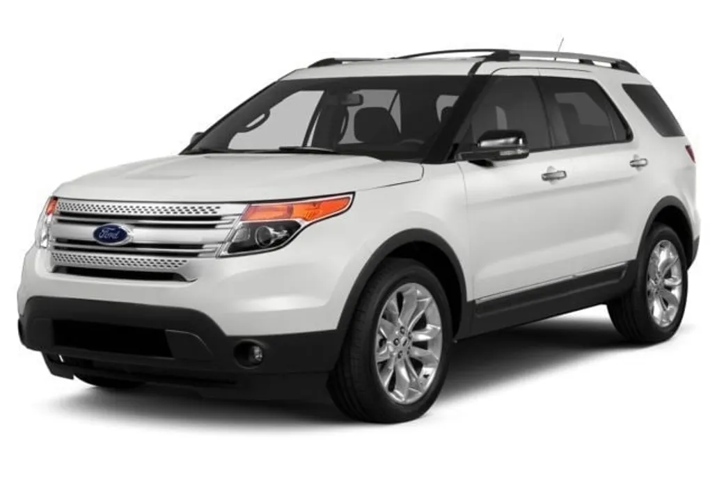 2015 Ford Explorer XLT photo 1