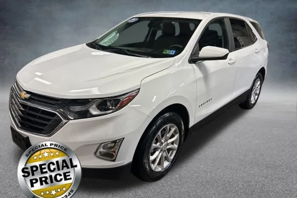 2021 Chevrolet Equinox LT photo 1