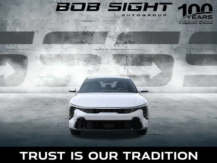 2025 Kia K4 GT-Line photo 1
