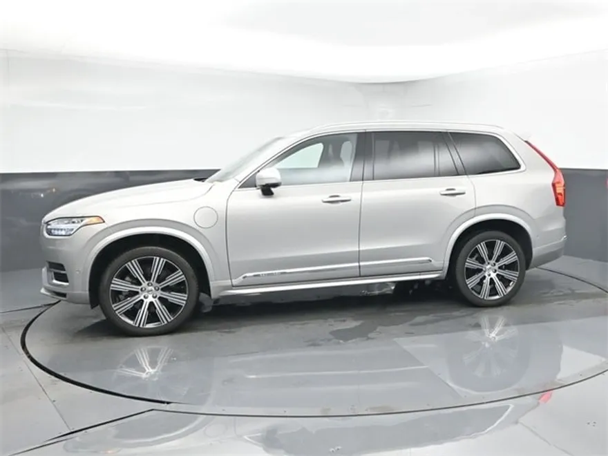 2024 Volvo XC90 Ultimate photo 1