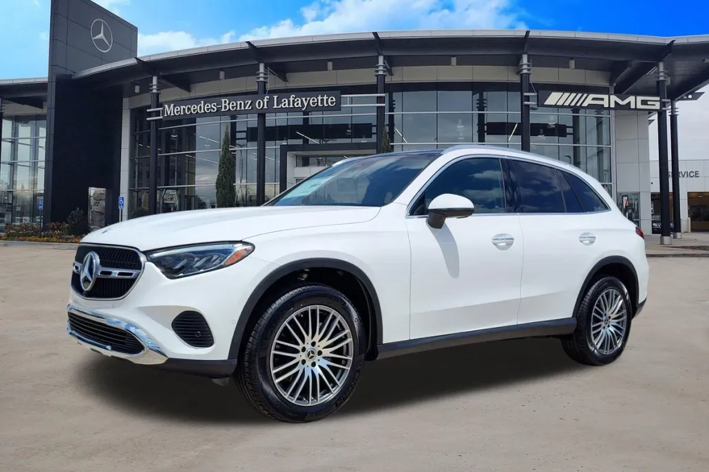 2025 Mercedes Benz GLC 300 photo 1