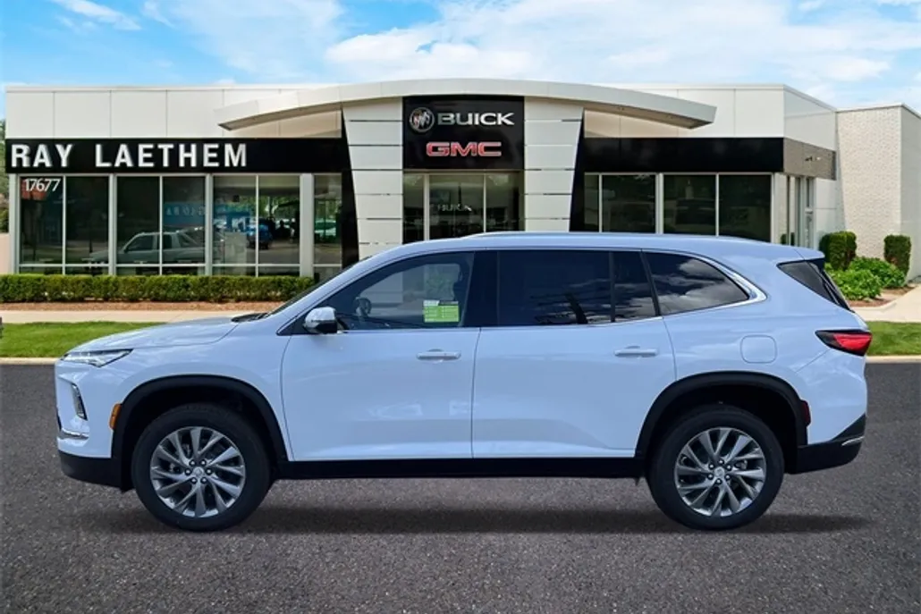 2026 Buick Enclave Preferred photo 1
